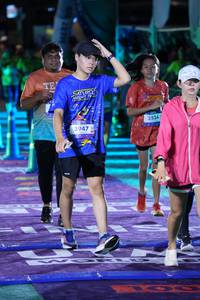 BIB: 3534, 3947
                            <button type="button" onclick="openModal(26225702)" class="btn btn-primary btn-sm float-right btn-popup" data-toggle="modal" data-target=".modal-high-quality">
                        <i class="fas fa-shopping-cart"></i> Add to Cart
                    </button>
                                            <button type="button" onclick="isThisMe(26225702, true)" class="btn btn-success btn-sm float-right btn-popup btn-isme hidden" data-toggle="tooltip" data-placement="bottom" title="นี่คือรูปของคุณใช่ไหม คลิกที่นี่เพื่อเอาเข้าอัลบั้ม">
                        <i class="fas fa-plus"></i> Add to album
                    </button>
                    <button type="button" onclick="isThisMe(26225702, false)" class="btn btn-warning btn-sm float-right btn-popup btn-isnotme hidden">
                        <i class="fas fa-ban"></i> Remove from album
                    </button>